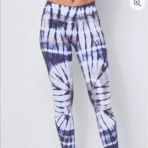 Venus Navy Blue Tie Dye Leggings Size M